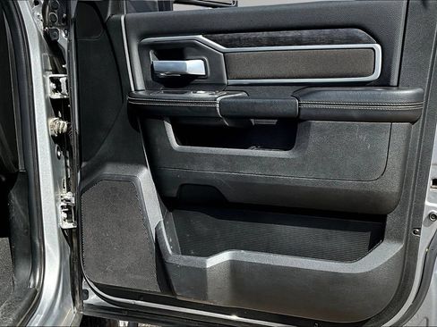 Used 2024 RAM 2500 Big Horn AWD/4WD image 29