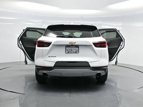 New 2025 Chevrolet Blazer LT w/ Convenience Package FWD image 54