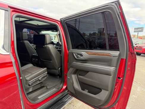 Used 2021 Chevrolet Suburban High Country image 46