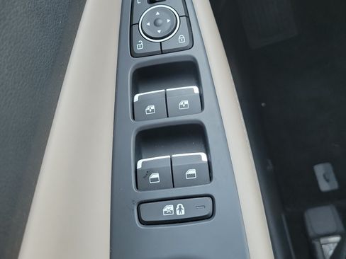 Used 2023 Hyundai Santa Fe SEL w/ Premium Package FWD image 25