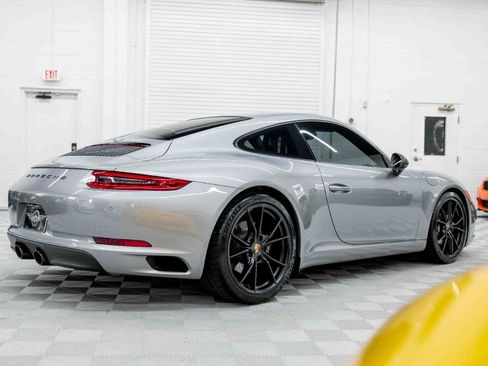 Used 2019 Porsche 911 Carrera T RWD image 8