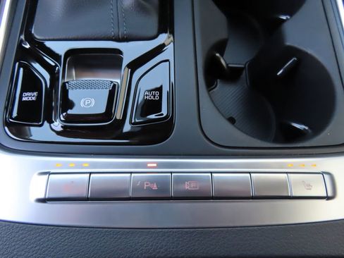 New 2026 Kia Carnival EX FWD image 10