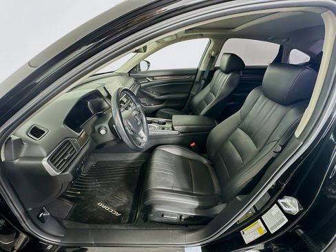 Used 2021 Honda Accord Touring image 13