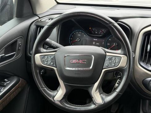 Used 2022 GMC Canyon Denali image 26