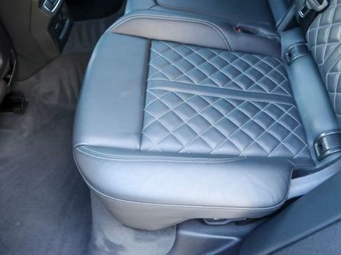 Used 2021 Audi SQ5 Premium Plus w/ Premium Plus Package image 18