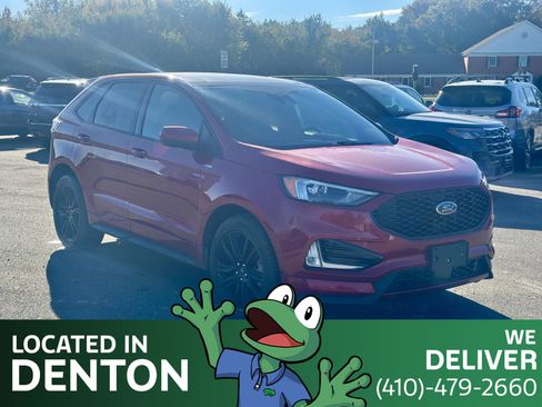 Used 2021 Ford Edge ST-Line w/ Class II Trailer Tow Package image 3