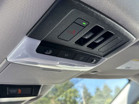 Used 2021 Nissan Rogue SL image 37