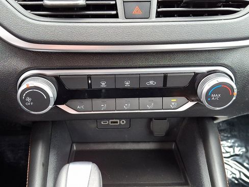 Used 2020 Nissan Altima 2.5 SR image 15