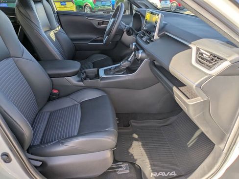 Used 2021 Toyota RAV4 XSE AWD/4WD image 21