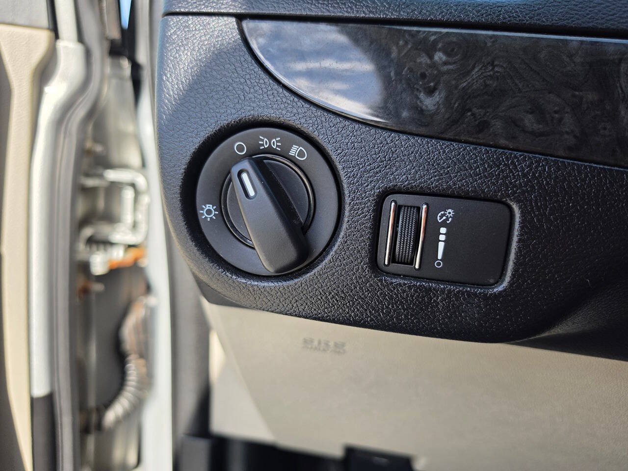 Used 2012 Dodge Grand Caravan SE FWD image 47