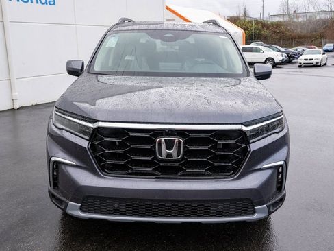 New 2025 Honda Pilot Elite image 3