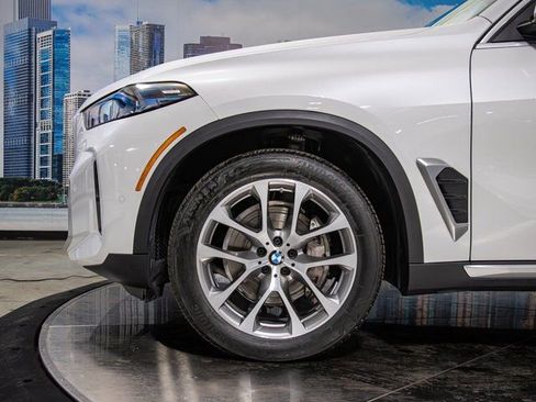 Certified 2025 BMW X5 xDrive40i image 7