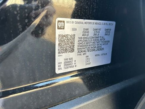 Used 2024 GMC Terrain SLE image 31