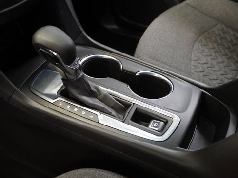 Used 2023 Chevrolet Equinox LT FWD image 22