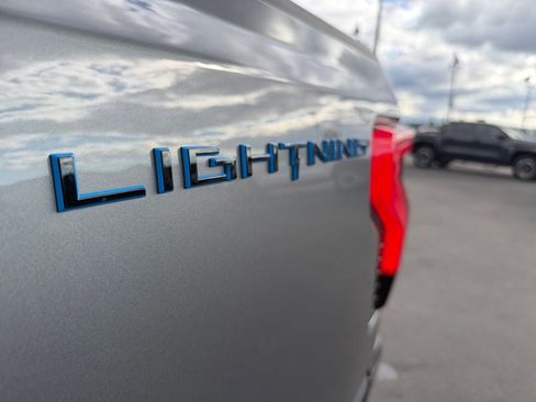 Used 2024 Ford F150 Lightning Lariat AWD/4WD image 34