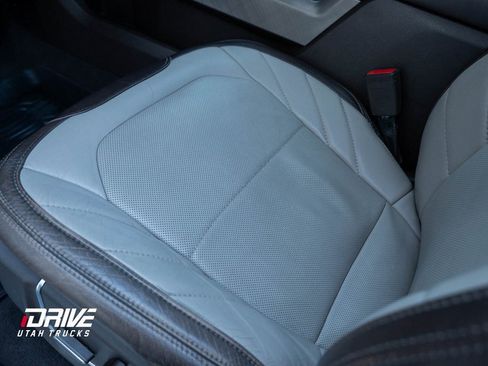 Used 2019 Ford F350 Limited image 32