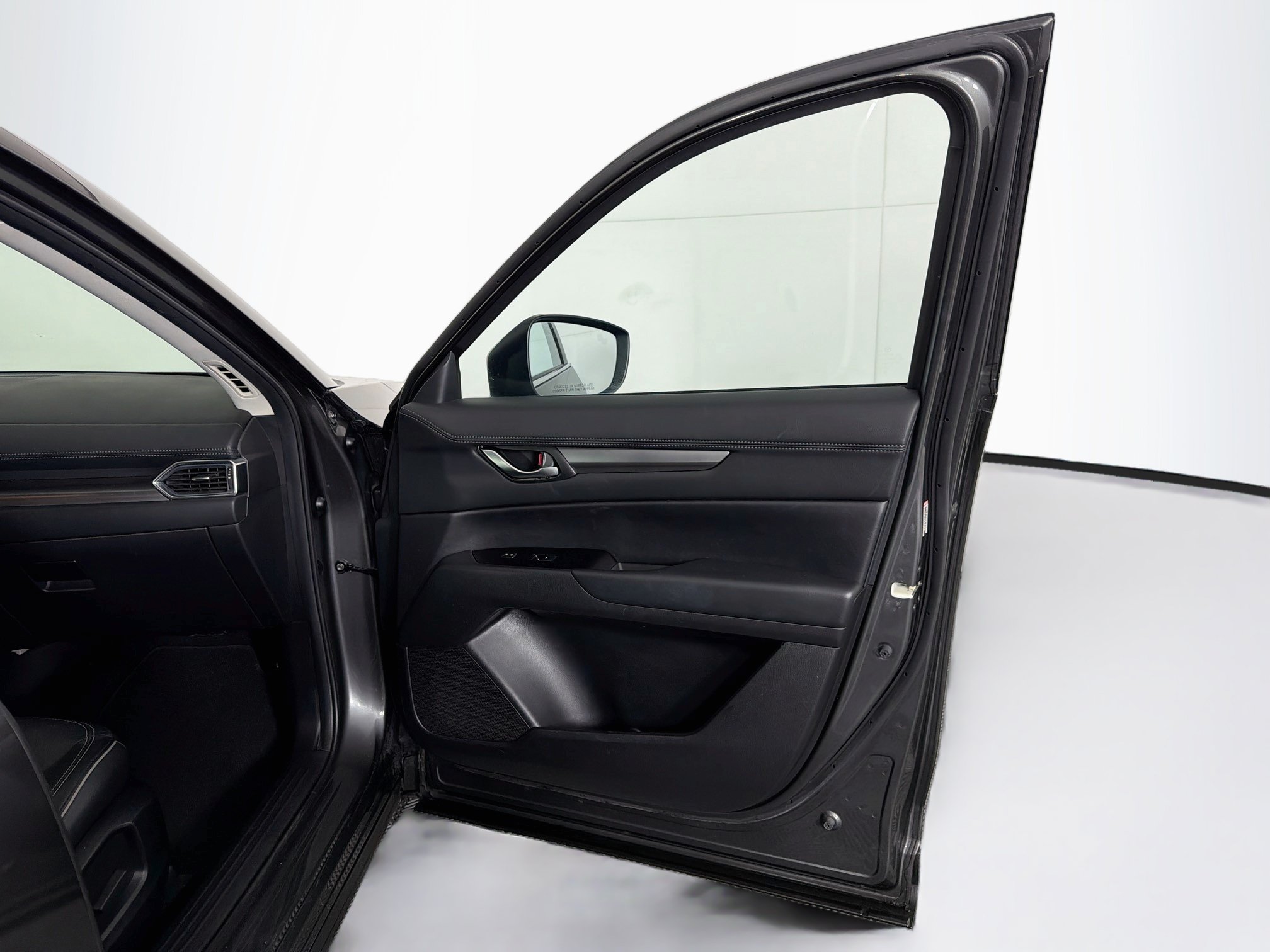 Used 2025 MAZDA CX-5 AWD 2.5 S w/ Preferred Package image 33