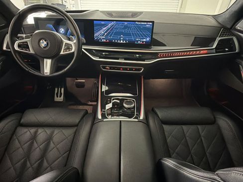 Used 2024 BMW X5 sDrive40i w/ M Sport Package RWD image 12