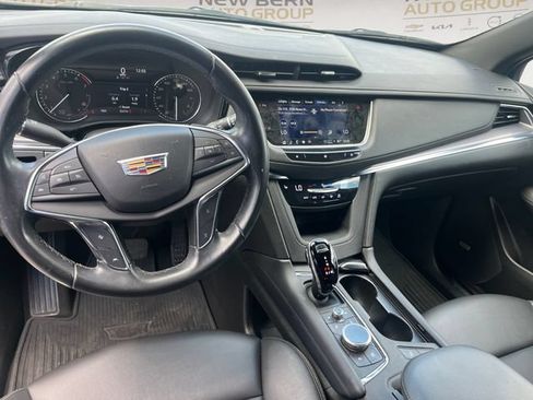Used 2021 Cadillac XT5 Luxury FWD image 10