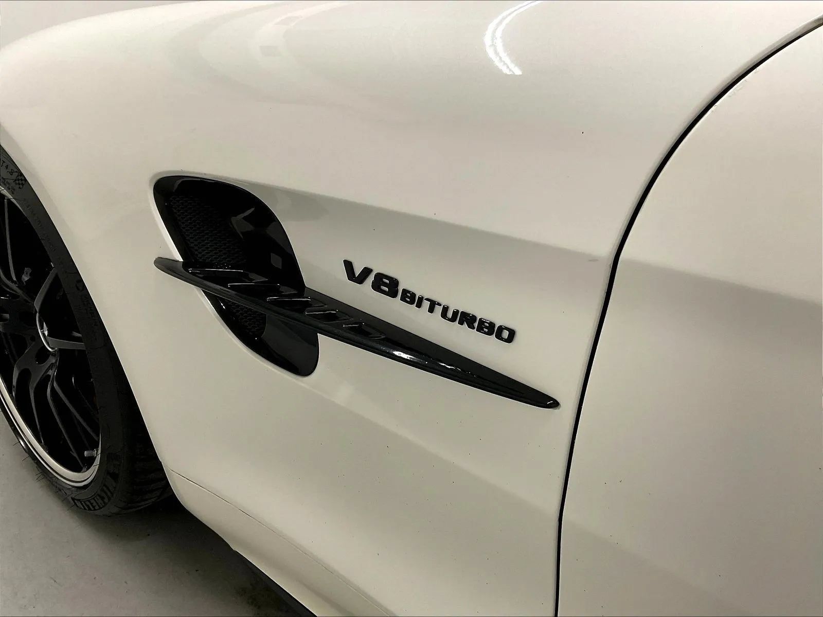 Used 2018 Mercedes-Benz AMG GT R image 27