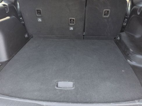 Used 2023 Jeep Grand Cherokee Altitude AWD/4WD image 34