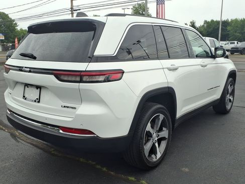Certified 2023 Jeep Grand Cherokee Limited w/ Luxury Tech Group II AWD/4WD image 8