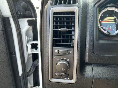 Used 2021 RAM 1500 Tradesman w/ Tradesman SXT Package image 3