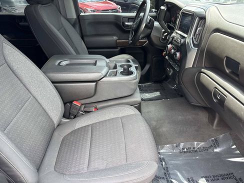 Used 2022 Chevrolet Silverado 1500 RST w/ Safety Package AWD/4WD image 35