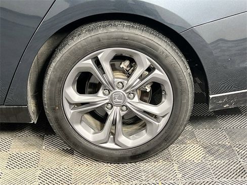 Used 2023 Honda Accord EX image 31