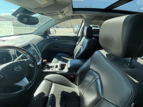 Used 2010 Cadillac SRX Premium image 7