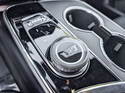 New 2026 Cadillac Lyriq Luxury image 28