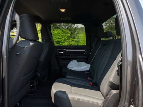 New 2026 RAM 2500 Big Horn AWD/4WD image 18