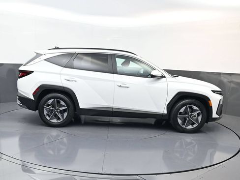 Certified 2026 Hyundai Tucson SEL Plus FWD image 3