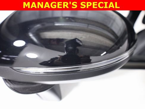 Certified 2025 Mercedes-Benz GLC 300 4MATIC image 49