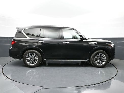 Used 2021 INFINITI QX80 Luxe w/ Cargo Package image 4