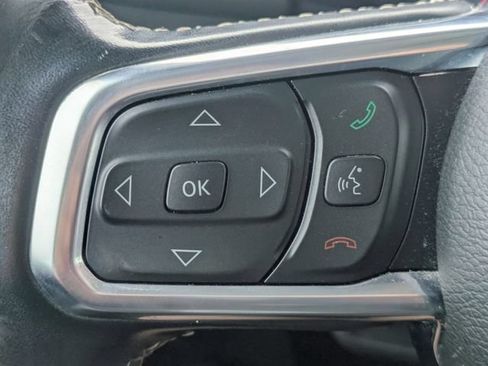 Used 2020 Jeep Gladiator Overland AWD/4WD image 28