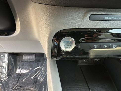 New 2026 Ford Escape Active w/ Tech Pack #1 AWD/4WD image 17