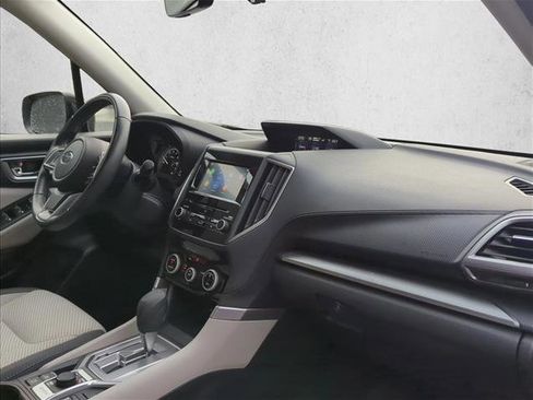 Used 2020 Subaru Forester Premium image 23