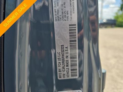 Used 2024 Jeep Wrangler Unlimited Rubicon 4xe AWD/4WD image 30
