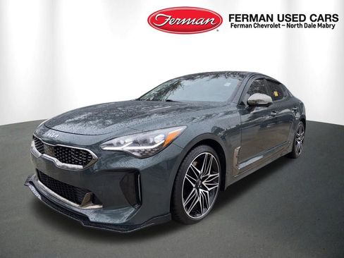 Used 2022 Kia Stinger GT2 image 5