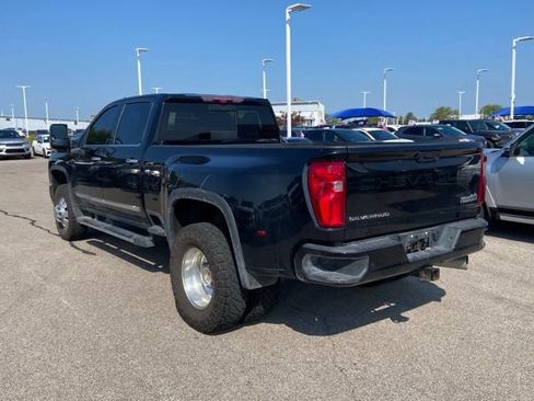 Used 2024 Chevrolet Silverado 3500 High Country w/ Technology Package AWD/4WD image 4