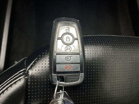 Certified 2024 Ford Escape Platinum image 28