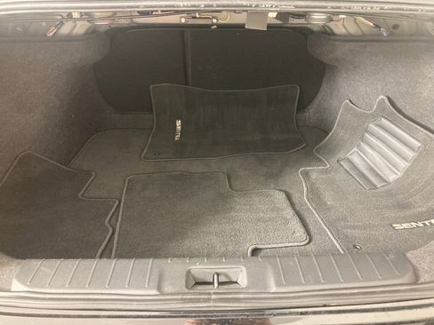 Used 2025 Nissan Sentra SV FWD image 20