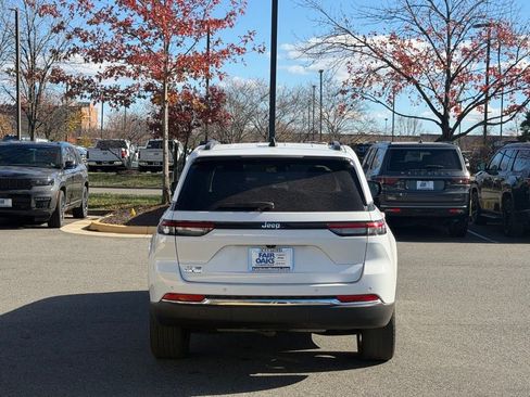 Used 2023 Jeep Grand Cherokee 4WD 4xe image 8