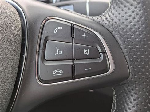 Used 2023 Mercedes-Benz Metris Passenger image 12