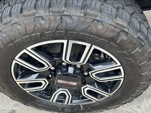 Used 2022 GMC Sierra 3500 AT4 w/ AT4 Preferred Package image 13