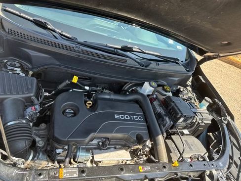 Used 2019 Chevrolet Equinox LT image 28