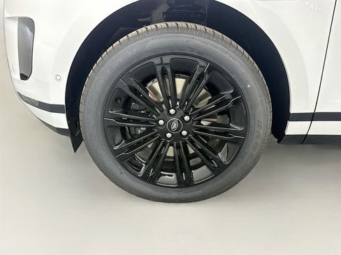 Used 2026 Land Rover Range Rover Evoque S AWD/4WD image 30