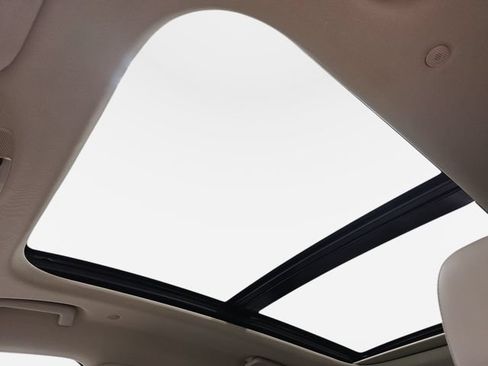 Used 2023 Lincoln Nautilus Reserve FWD image 30