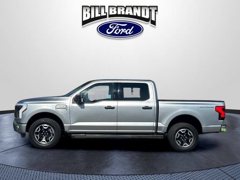 Used 2023 Ford F150 Lightning XLT AWD/4WD image 6